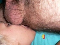 _Æ_ëèæåò_äûðî÷êó_àíóñ_Ì_1147867959.jpg