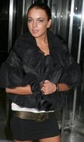 200px-Lindsay_Lohan.jpg
