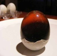 1261387558_century-egg-01.jpg