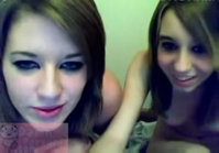 две эмочки мастурбируют на вебку.flv_snapshot_02.28_[2011.05.04_21.2.jpg