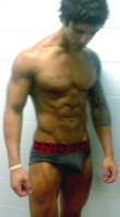 tumblr_li5wbllKmo1qe8z87o1_500[1].png