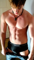 tumblr_me8fhj8kI71rjt4zvo1_500[1].png
