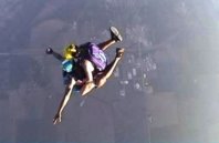 parachute_01.jpg